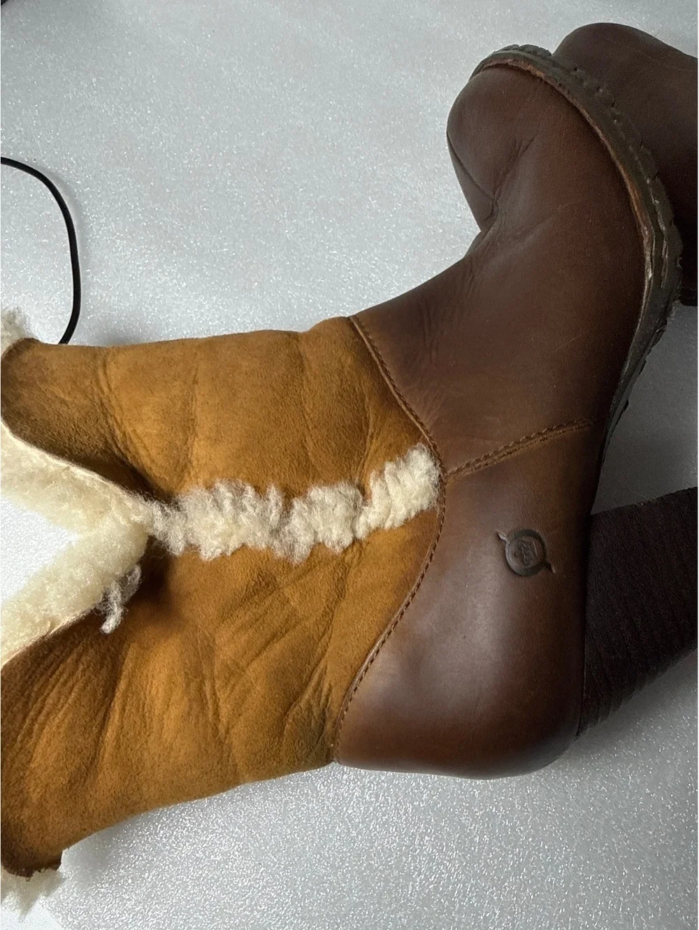 Born Women’s Brown Leather Shearling Cuff Ankle Boots Size 9